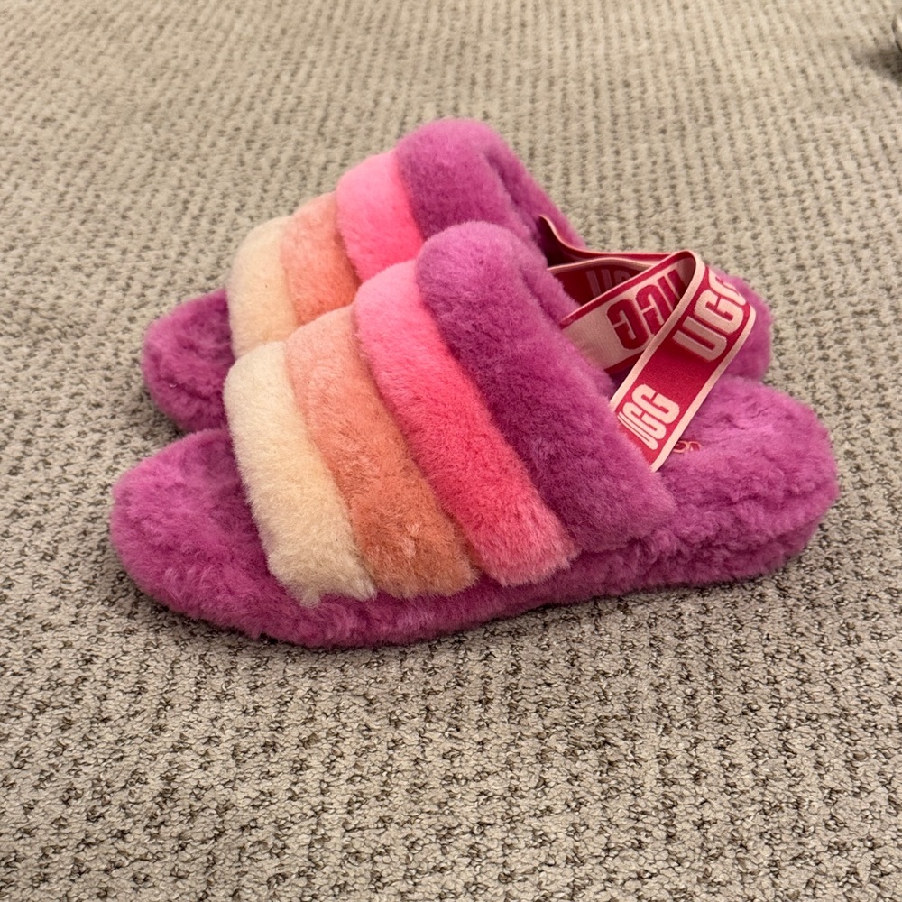 UGG Fluff Yeah Pink Slippers